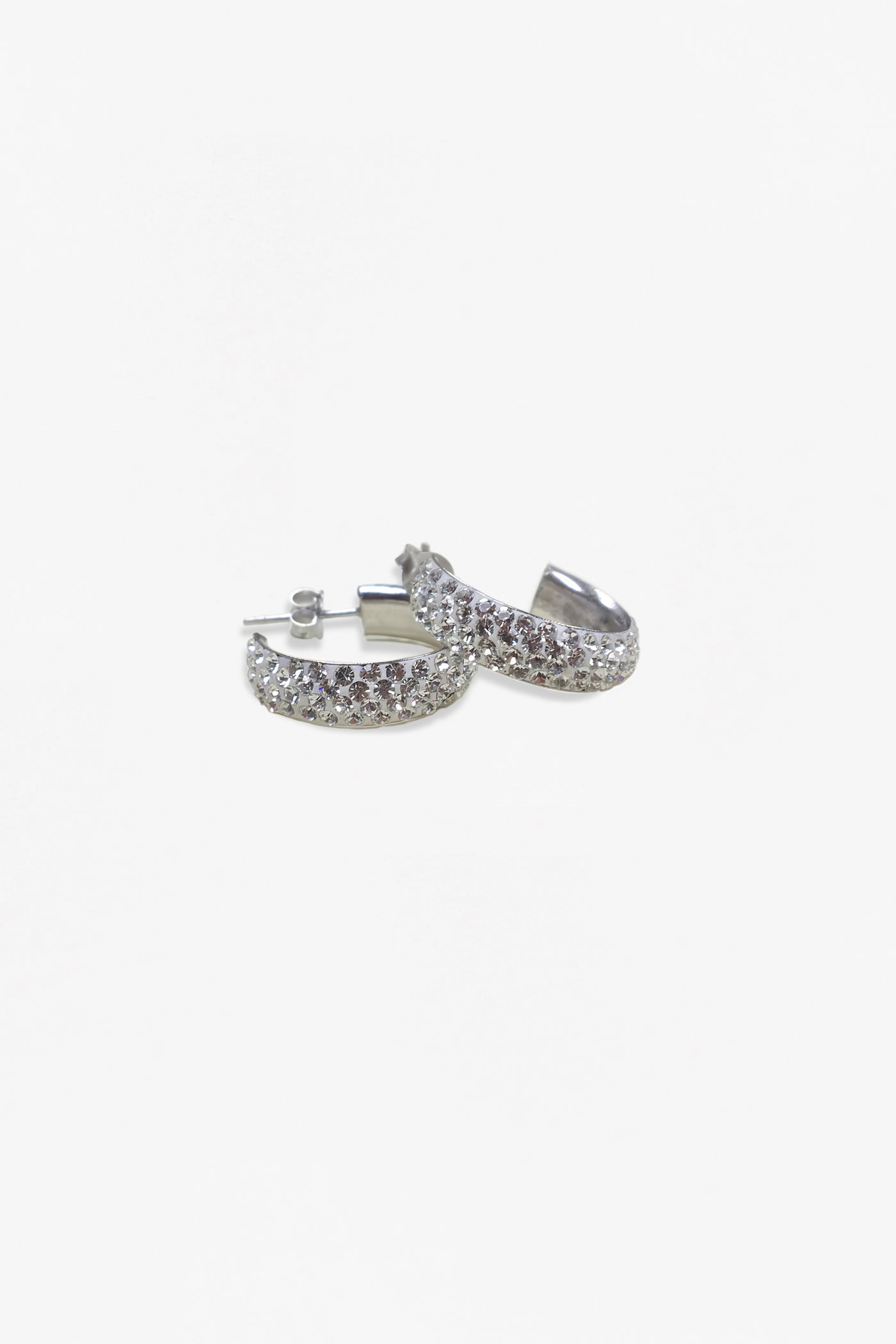 3/4" Swarovski Crystal Huggie Hoop Silver Earrings in Clear | Annie and Sisters