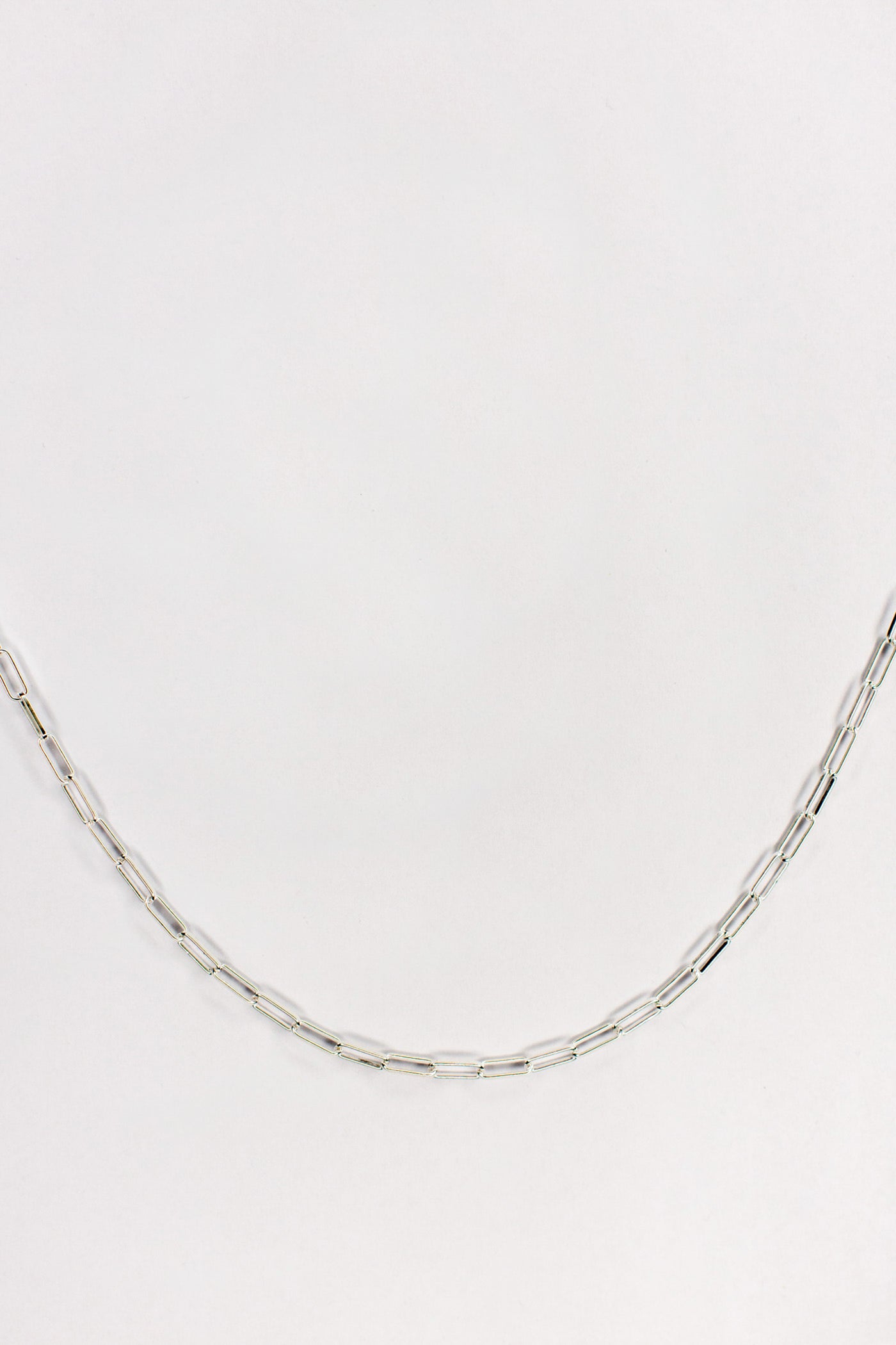 Oval Paper Clip Sterling Silver Necklace | Annie and Sisters