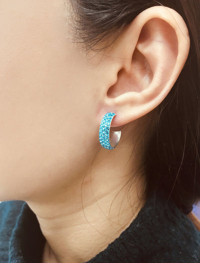 3/4" Swarovski Crystal Huggie Hoop Silver Earrings in Aquamarine | Annie and Sisters